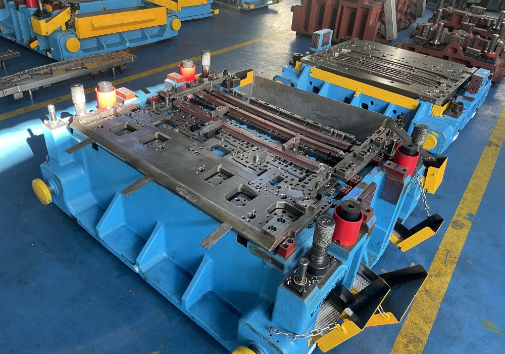 An Introduction to Progressive Dies and Dongri Technology's Expertise