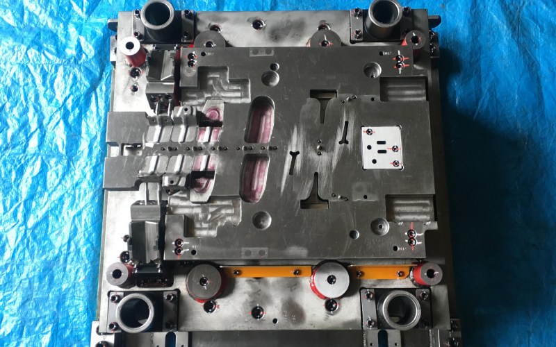 Upper Die
