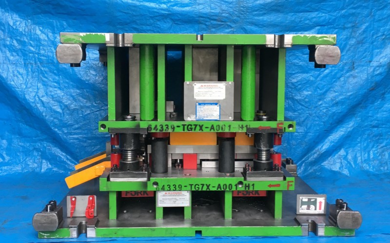 Mating Die